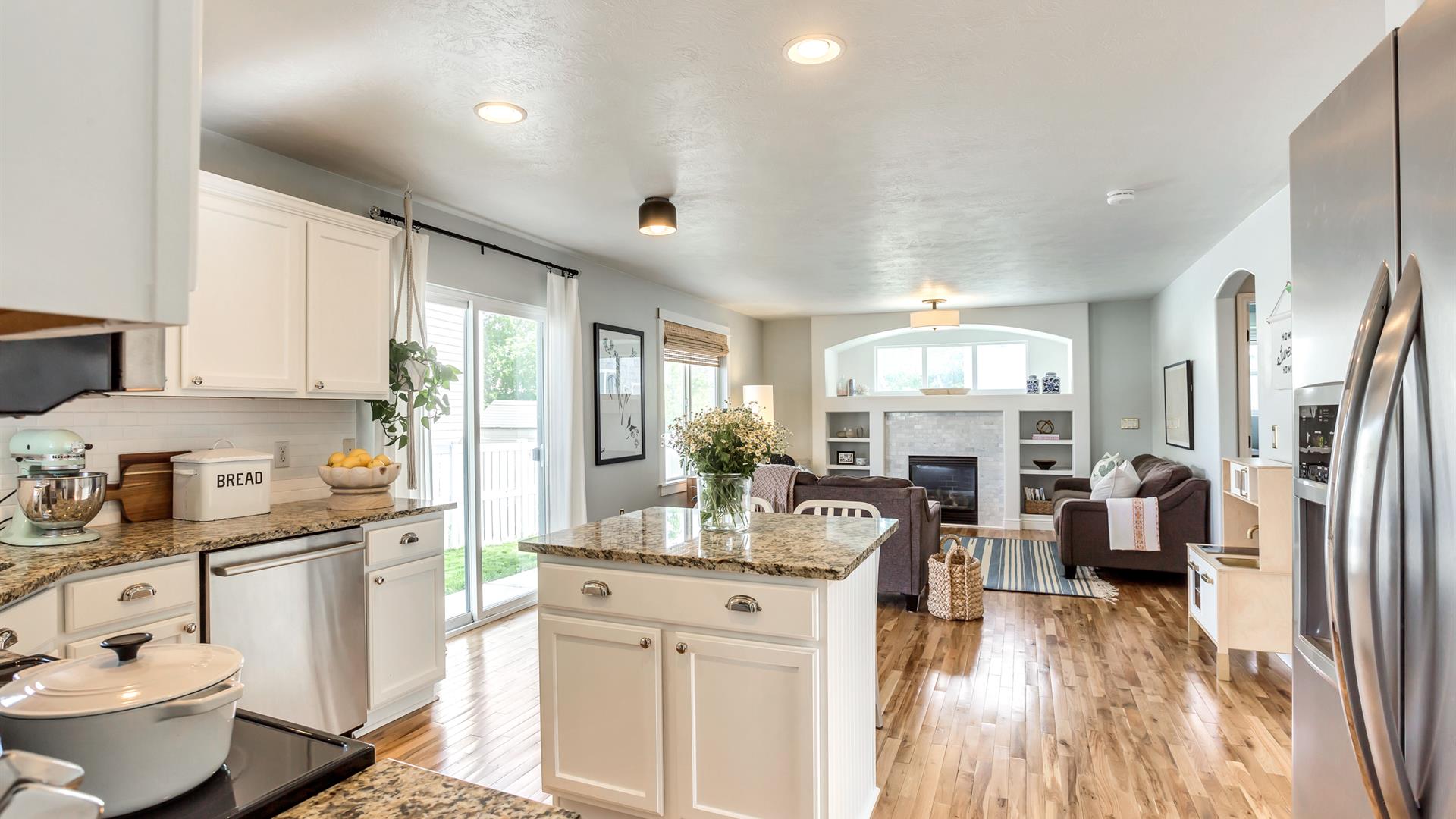 Kings Crossing Royal Flush